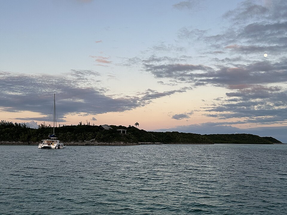 Rose Island (53355782176)